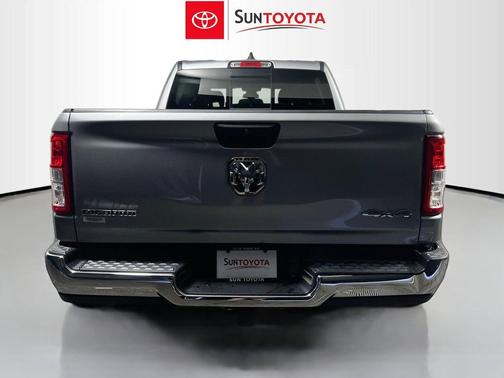 Billet Silver Metallic Clearcoat 2024 RAM 1500 Big Horn/Lone Star