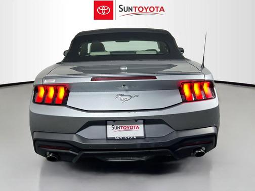 ICONIC SILVER METALLIC 2024 Ford Mustang EcoBoost Premium