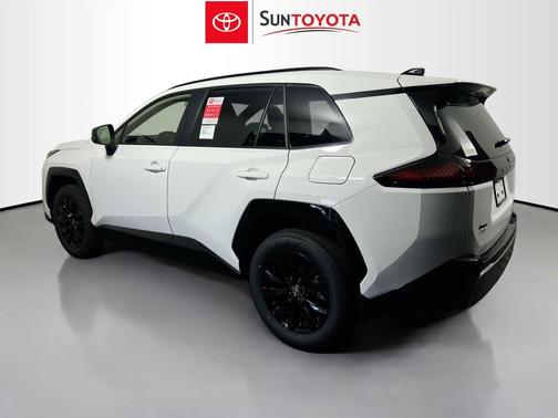 Ice Cap 2026 Toyota RAV4 SE