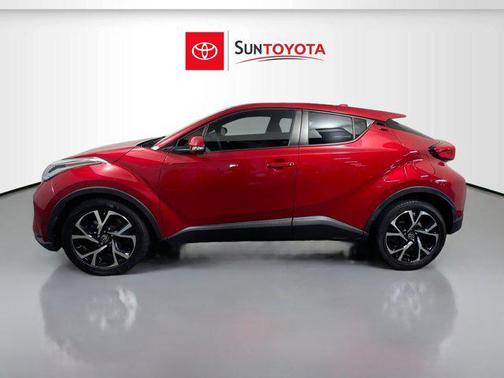 2021 Toyota C-HR XLE