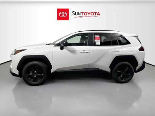 Ice Cap 2026 Toyota RAV4 LE