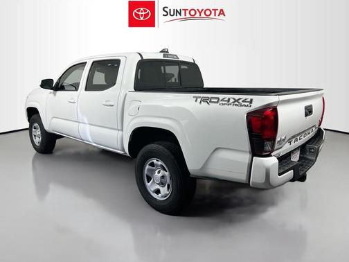 Ice Cap 2023 Toyota Tacoma SR