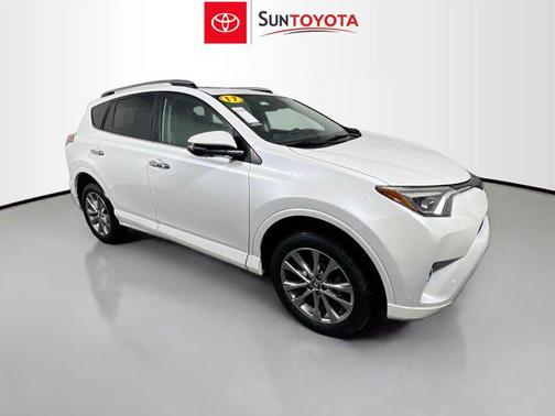 2017 Toyota RAV4 SE
