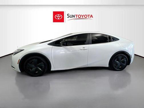 2024 Toyota Prius LE