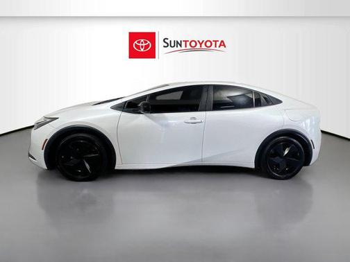2024 Toyota Prius LE