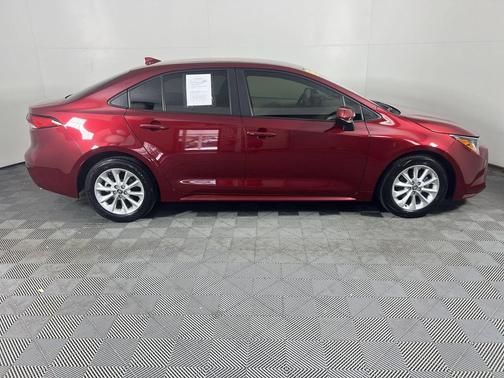 Ruby Flare Pearl 2022 Toyota Corolla LE