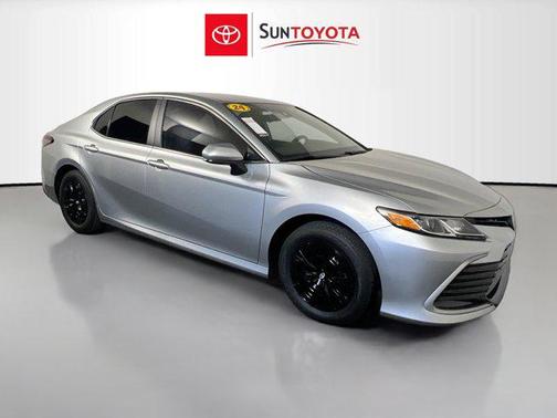 2024 Toyota Camry Hybrid SE