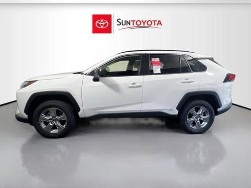 2025 Toyota RAV4 Hybrid LE