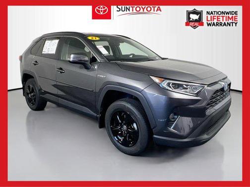 2021 Toyota RAV4 Hybrid XLE
