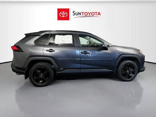 2021 Toyota RAV4 Hybrid XLE