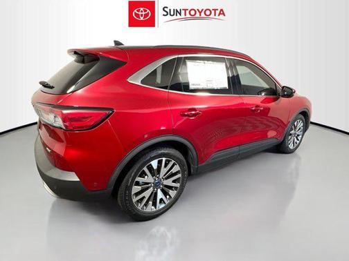 2020 Ford Escape Titanium