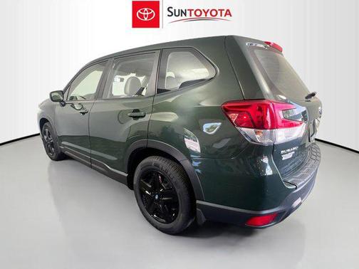 2023 Subaru Forester Base
