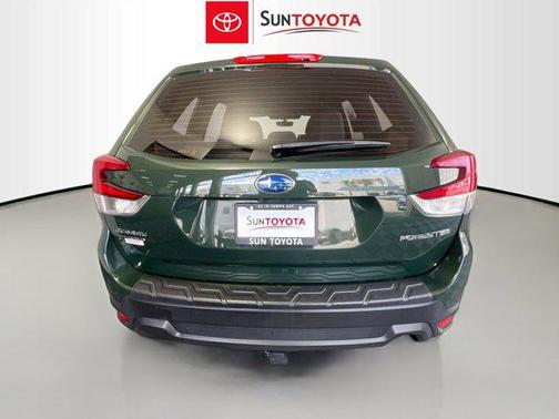 2023 Subaru Forester Base