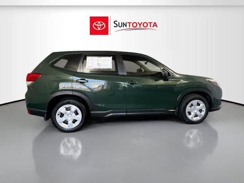 2023 Subaru Forester Base