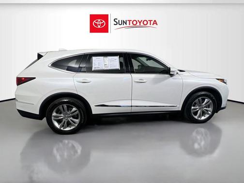 Platinum White 2025 Acura MDX Standard