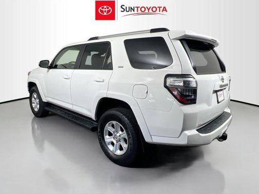 Ice Cap 2024 Toyota 4Runner SR5 Premium