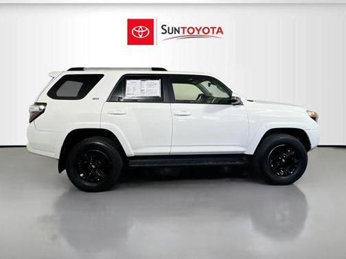 Ice Cap 2024 Toyota 4Runner SR5 Premium