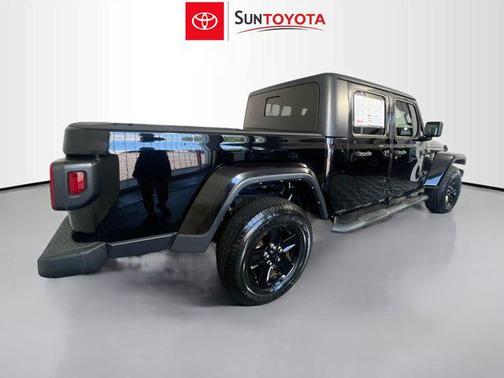 2021 Jeep Gladiator Sport S