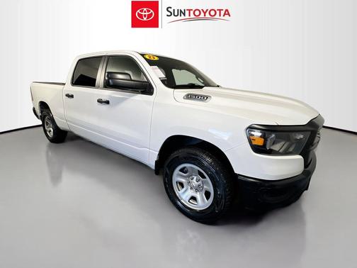 Bright White Clearcoat 2023 RAM 1500 Tradesman