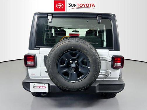 2022 Jeep Wrangler Sport