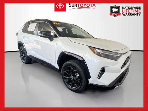 2023 Toyota RAV4 Hybrid SE