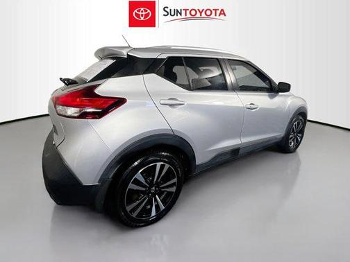 2019 Nissan Kicks SV