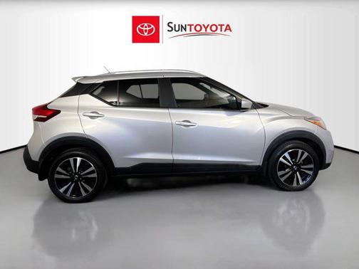 2019 Nissan Kicks SV