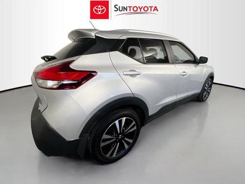2019 Nissan Kicks SV