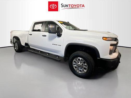 Summit White 2025 Chevrolet Silverado 2500 WT
