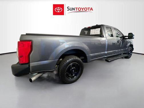 2022 Ford F-350 XL
