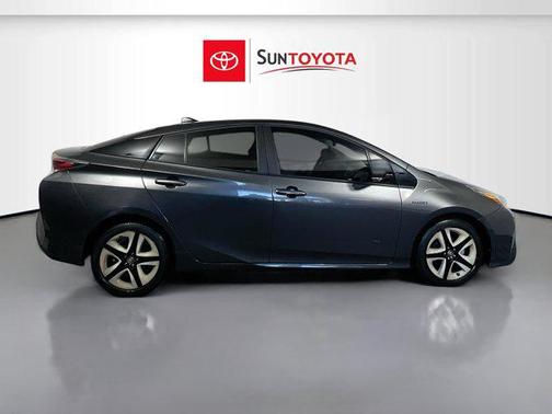 2017 Toyota Prius Four Touring