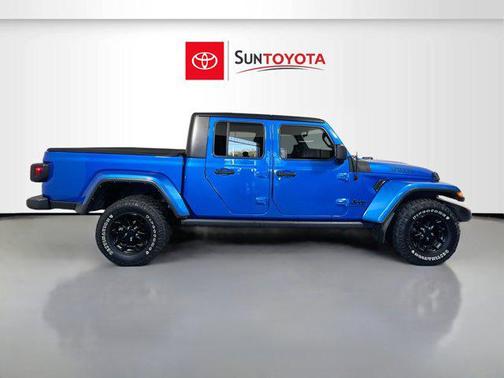 2021 Jeep Gladiator Willys