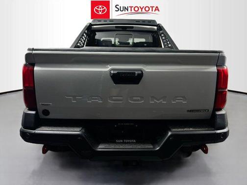 Ice Cap 2026 Toyota Tacoma Hybrid Trailhunter