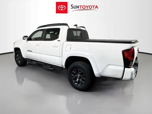 Ice Cap 2023 Toyota Tacoma SR5
