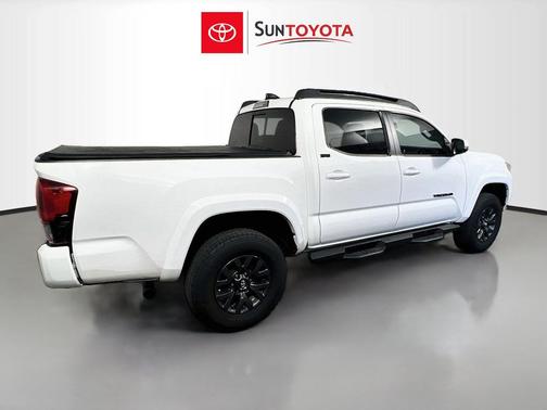 Ice Cap 2023 Toyota Tacoma SR5