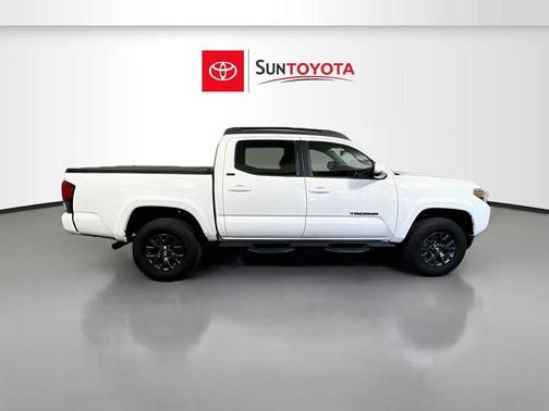 Ice Cap 2023 Toyota Tacoma SR5
