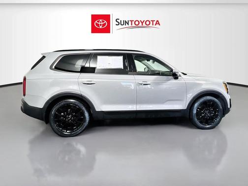 Wolf Gray 2022 Kia Telluride SX