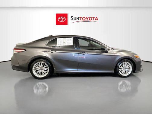 2018 Toyota Camry Hybrid XLE
