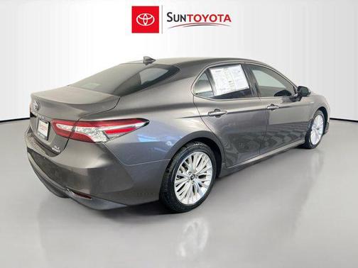 2018 Toyota Camry Hybrid XLE