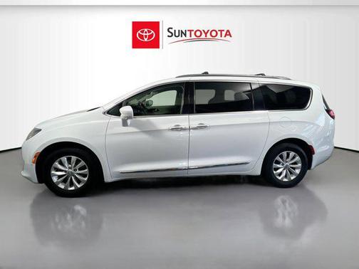2018 Chrysler Pacifica Touring-L