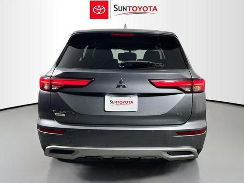 2023 Mitsubishi Outlander SE 2.5 2WD