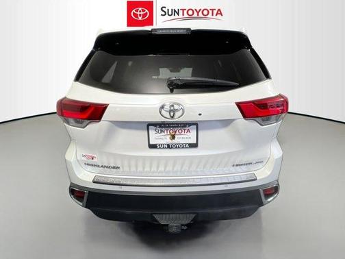 2019 Toyota Highlander Limited Platinum