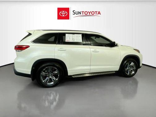 2019 Toyota Highlander Limited Platinum