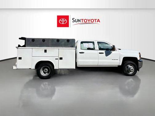 2017 Chevrolet Silverado 3500 WT