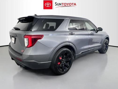 Carbonized Gray Metallic 2021 Ford Explorer ST