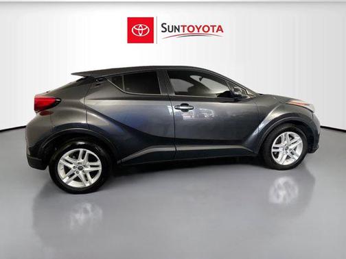 2021 Toyota C-HR XLE