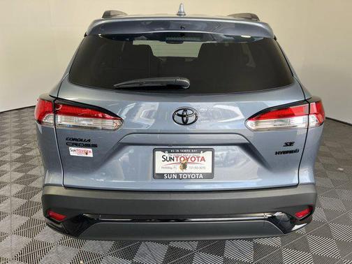 2024 Toyota Corolla Hybrid SE