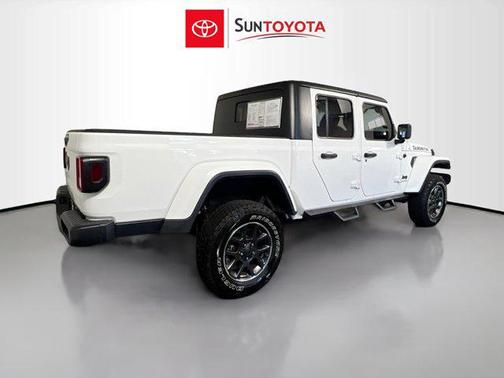 2020 Jeep Gladiator Altitude 4X4