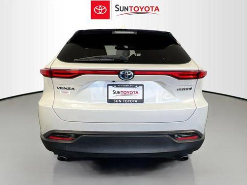 2021 Toyota Venza LE