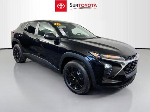 2025 Chevrolet Trax LS